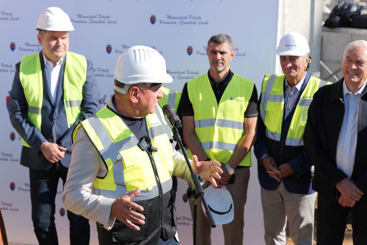 Imagini de la stadionul din Pitești / 16 septembrie 2026