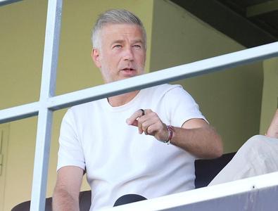 Răspunsul lui Edi Iordănescu după oferta neașteptată de la biserică a lui Gigi Becali: „N-are voie să nu ia campionatul!”