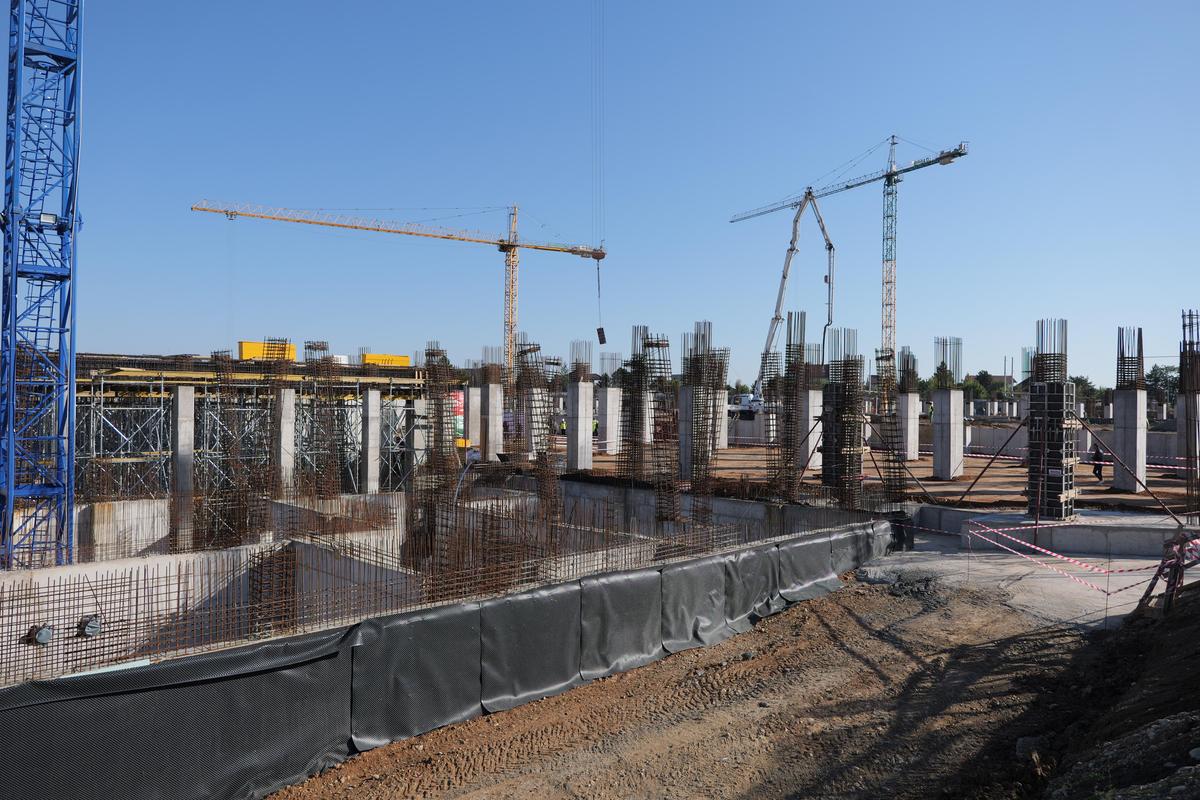 „M-am trezit cu lacrimi în ochi...” » Momente emoționante pe stadionul de 100 de milioane de euro! „Capsula timpului” a fost îngropată la Pitești