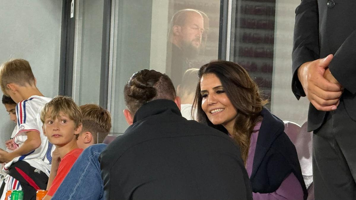 Fotbalistul lui FCSB a venit pe stadion și s-a dus direct la patroana clubului