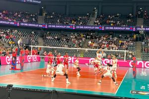 România - Franța, ultimul meci din grupa D » Campioana olimpică preia inițiativa în setul inaugural