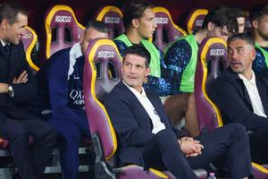 Fanii Romei n-au uitat «trădarea» lui Chivu: „Huiduielile, degetul mijlociu, psihologul și escorta lui de la stadion”