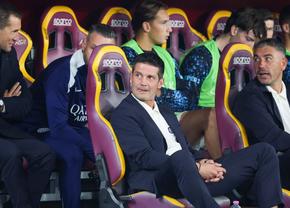 Fanii Romei n-au uitat «trădarea» lui Chivu: „Huiduielile, degetul mijlociu, psihologul și escorta lui de la stadion”