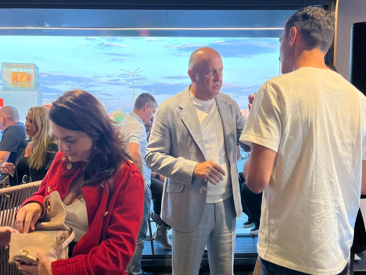 Lansare cafenea familia Șucu // foto: Răzvan Petrescu (GSP.ro)