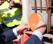 Oficialii clubului din Trivale au îngropat o „capsulă a timpului” în fundația noului stadion „Nicolae Dobrin”