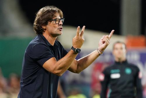 Antrenorul Paolo Vanoli a redresat Fiorentina, care a obținut două victorii, cu Venezia și cu Pisa, după cele trei eșecuri cu Fabio Grosso / Foto: Imago