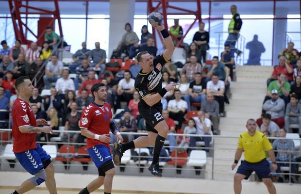 STEAUA - DINAMO // Derby-ul handbalului românesc se joacă astăzi! Ce decizie a luat FRH în legătură cu fanii dinamoviști