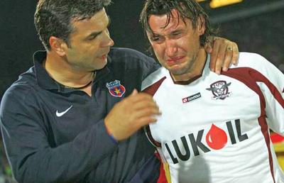 CHINDIA - FCSB // Coșmarul lui Viorel Moldovan e roș-albastru » Palmares teribil în fața rivalei: a pierdut meciuri, trofee și calificări