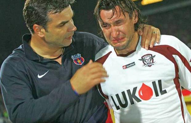 CHINDIA - FCSB // Coșmarul lui Viorel Moldovan e roș-albastru » Palmares teribil în fața rivalei: a pierdut meciuri, trofee și calificări