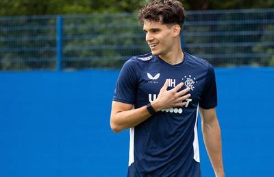 Ianis Hagi, așteptat să facă diferența în derby-ul Celtic - Rangers » Ce scriu scoțienii despre el: „Are o atingere magică”