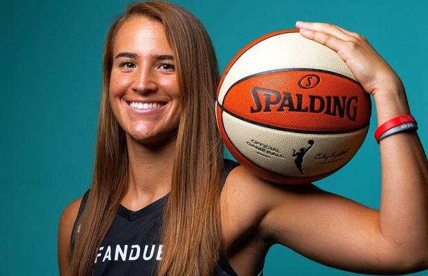 VIDEO // EXCLUSIV Interviu senzațional cu Sabrina Ionescu, noua stea din WNBA » Cum se identifică cu România și ce a învățat de la Kobe Bryant