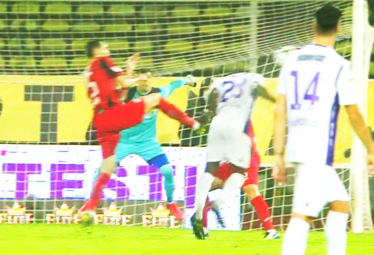 FC Argeș - Astra, penalty Malele - Găman