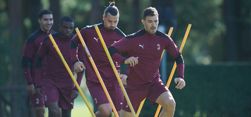 Ibrahimovic a revenit la antrenamentele lui Milan // sursă foto: acmilan.com