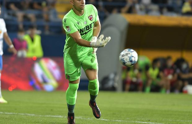 Mihai Eșanu, horror la șuturile de la distanță! La ce bornă incredibilă a ajuns după golurile încasate de la Ronaldo Deaconu