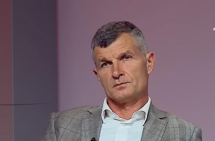 Ioan Ovidiu Sabău Sabău nu îl înțelege pe Tavi Popescu: „N-ar trebui să-și ia liber! Nu e suficient să se antreneze 90 de minute”