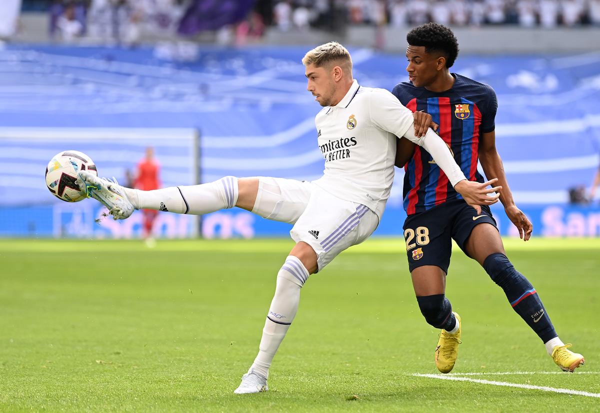 Real Madrid - Barcelona 3-1 » Trupa lui Ancelotti, victorie clară în El Clasico! Real e lider în La Liga