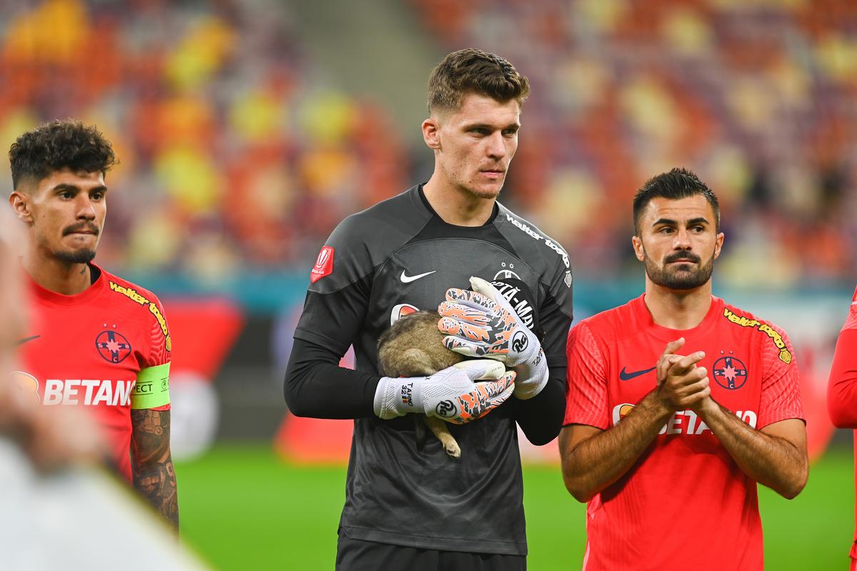 Darius Olaru, omul meciului pentru roș-albaștri » Toate notele după FCSB - UTA