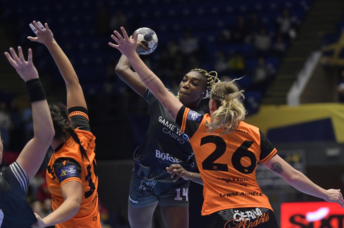 Victorie uriașă în drumul spre Campionatul European de handbal masculin » „Tricolorii” au devenit favoriți la calificare! Ar fi primul turneu din acest secol