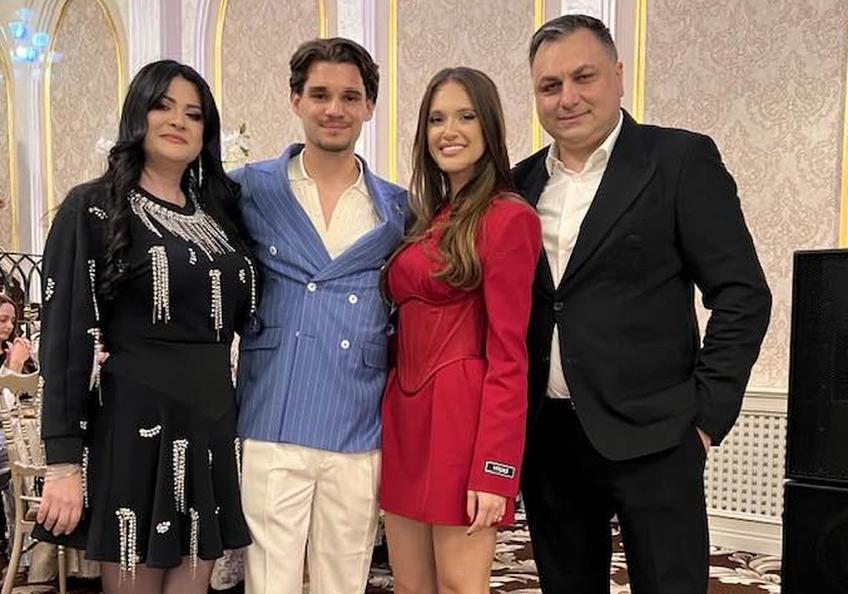 Ianis Hagi și Elena Tănase alături de invitați
