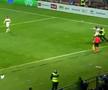 Scene incredibile în Bosnia: un fan a intrat în teren și l-a ATACAT pe Cristiano Ronaldo!