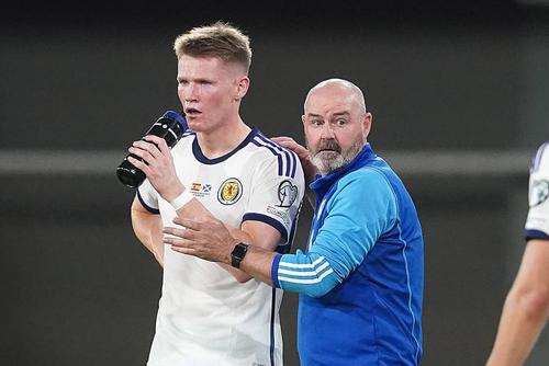 Steve Clarke (60 de ani), numit în mai 2019 la naționala Scoției, va fi la Euro 2024