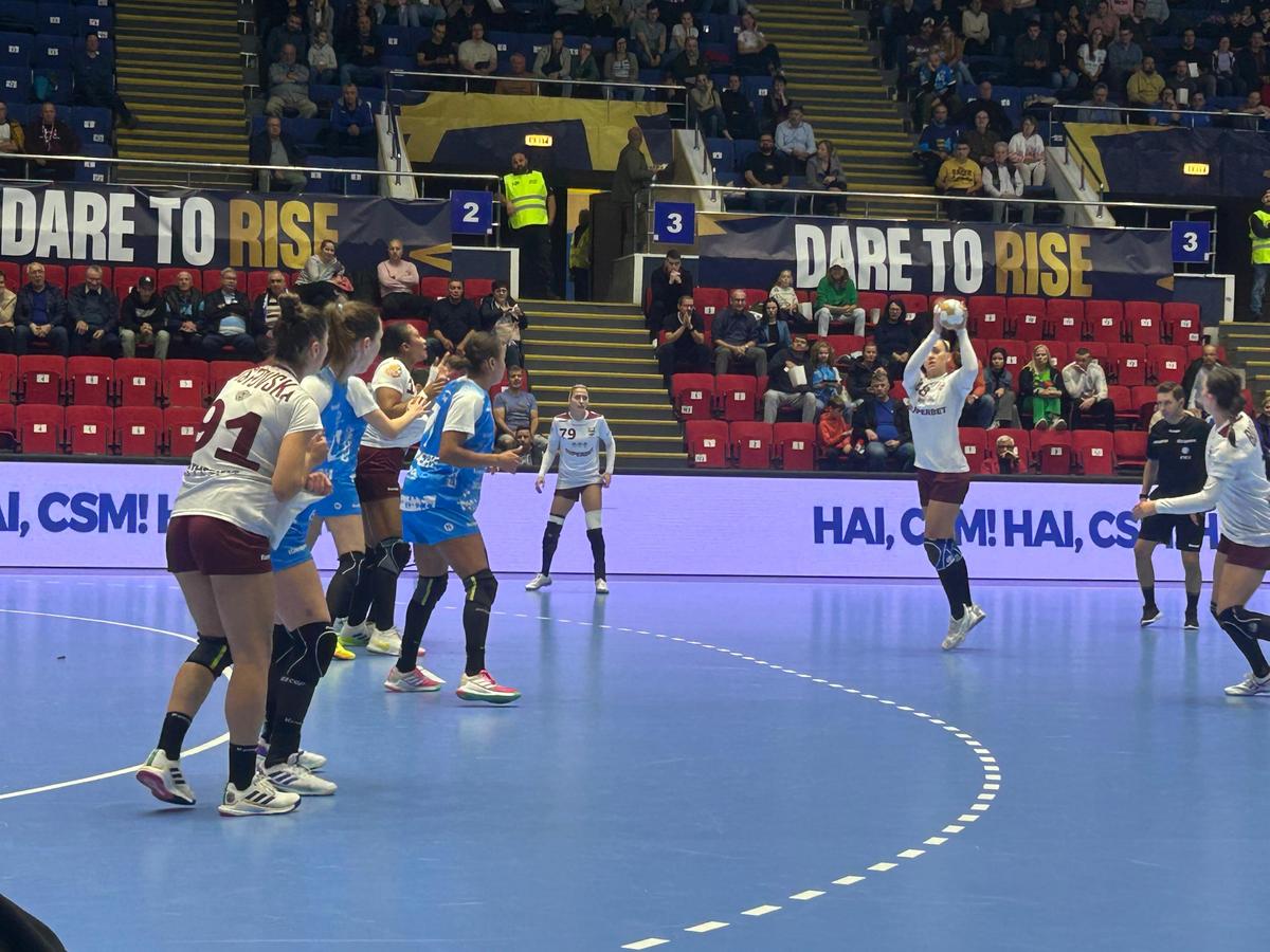 csm - rapid, 16 octombrie
