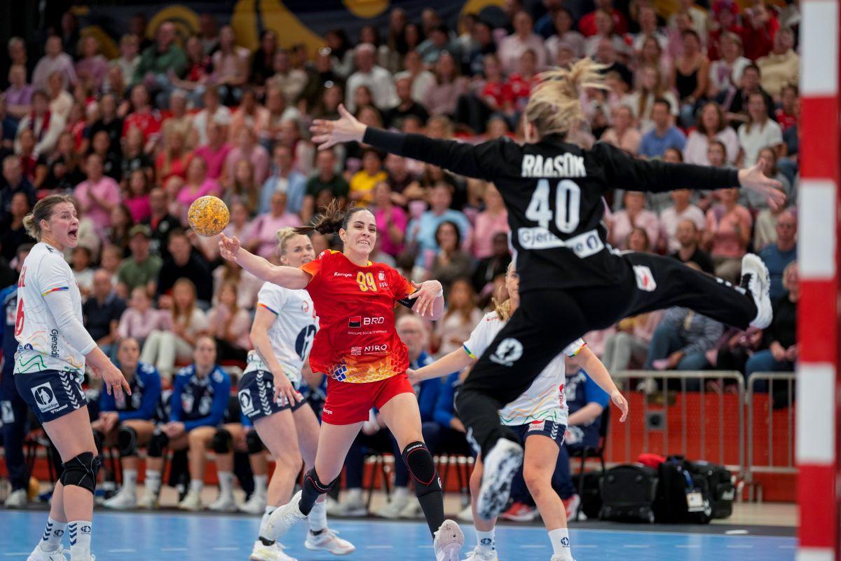 Lotul naționalei României pentru Campionatul Mondial de handbal feminin din 2025