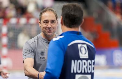 Antrenorul naționalei feminine a României, după meciul strâns cu Norvegia de la EHF Euro Cup: „Mi-a dat o încredere personală pentru viitor”