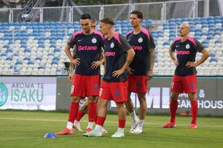 FCSB nu poate conta pe încă un fundaș: „E ceva la noi...”