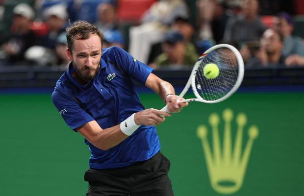Daniil Medvedev, din nou în semifinalele Masters-ului 1000 de la Shanghai și mai aproape de ATP Finals