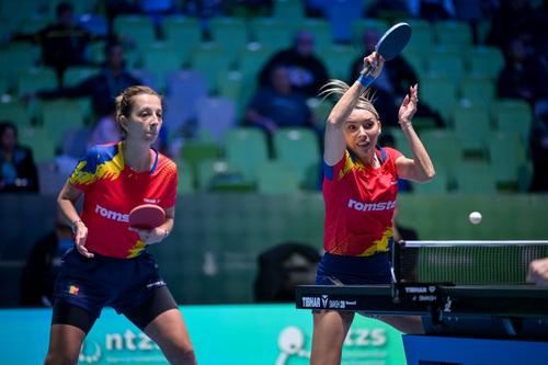 Eliza Samara și Bernadette Szocs au cucerit prima medalie europeană împruenă FOTO ETTU