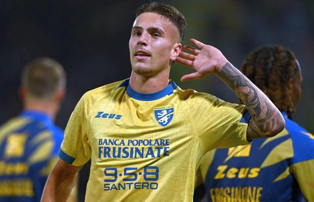 Rivalul pe post al lui Daniel Bîrligea rupe plasele în Serie A! Doar staruruile Barcelonei au mai reușit asta