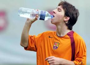Incredibil ce scria un antrenor din La Masia despre Messi, în 2000!