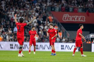 Unul dintre cei mai în formă fotbaliști tricolori s-a accidentat