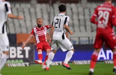 EXCLUSIV VIDEO Un fost jucător de la Dinamo e gata să accepte retrogradare „câinilor” în Liga 4: „Se transformă într-un club curat”