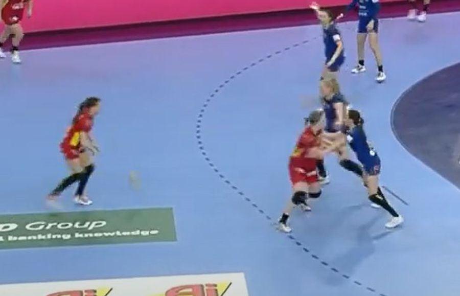Cristina Neagu își continuă tirada la adresa arbitrajului! Mesaj de ultimă oră: „România merită mai mult respect! Eu merit mai mult respect!”