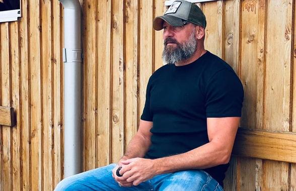Bodgan Stelea are o viziune diferită: „Mie, într-un fel, îmi pare bine că am pierdut cu Bosnia” + „Lucescu are o problemă”