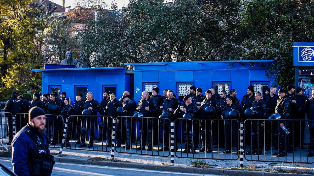Haos pe străzile din Sofia în timpul meciului Bulgaria - Ungaria