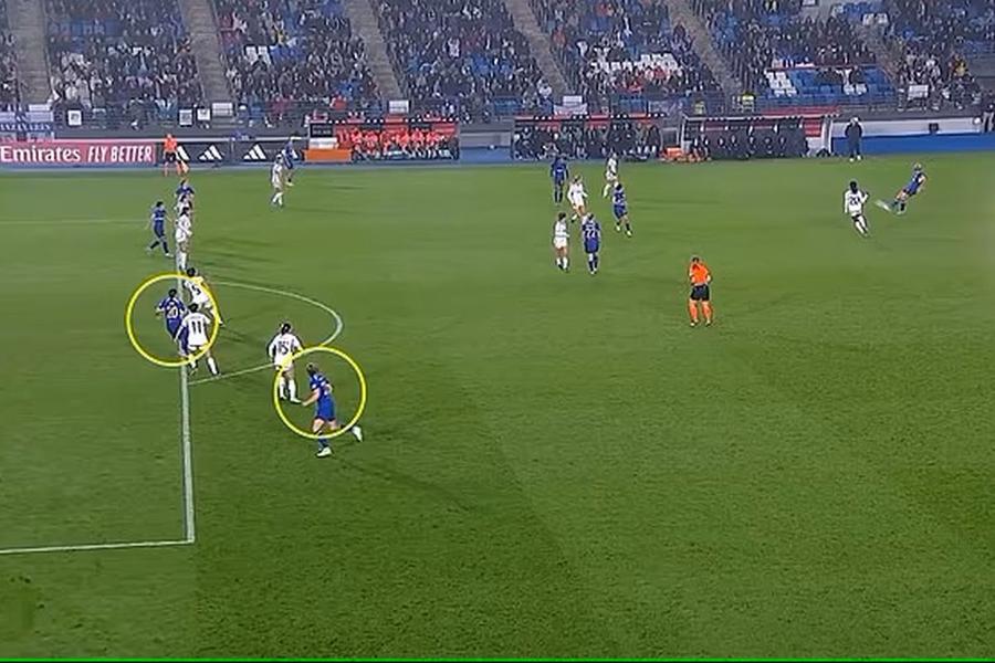 Sursă foto: DailyMail Scandal de arbitraj după Real Madrid - Chelsea: „Priviți imaginile, ne-au furat! Este rușinos ce s-a întâmplat”