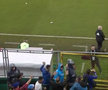 Javier Aguirre, umplut de sânge după ce a fost lovit în cap de o doză de bere în Honduras - Mexic // foto: Captură GSP