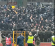 Imagini dure! Fanii români au fost bătuți de Armată în Bosnia » Motivul care a generat haosul în peluză