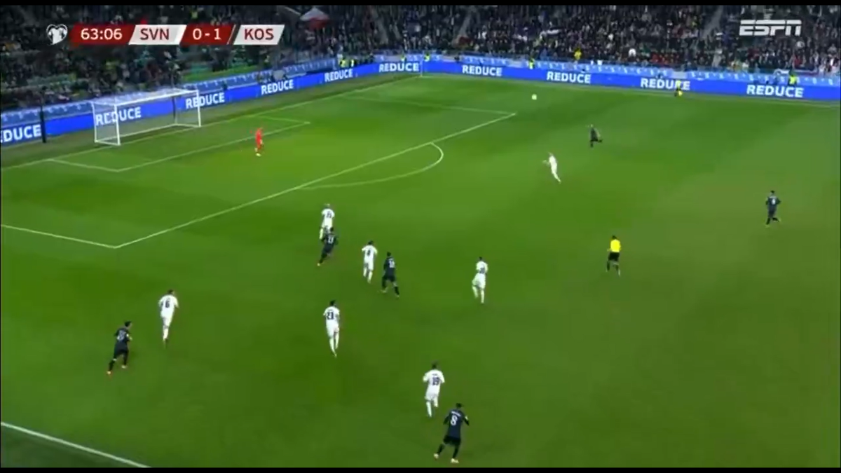 Ce autogol în preliminariile Campionatului Mondial: și-a învins propriul portar cu o execuție „superbă” de la 20 de metri