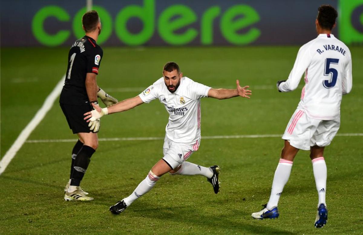 REAL MADRID - ATHLETIC BILBAO. Zinedine Zidane, fermecat de Karim Benzema, salvatorul „galacticilor”: „E clar cel mai bun atacant francez din istorie!”