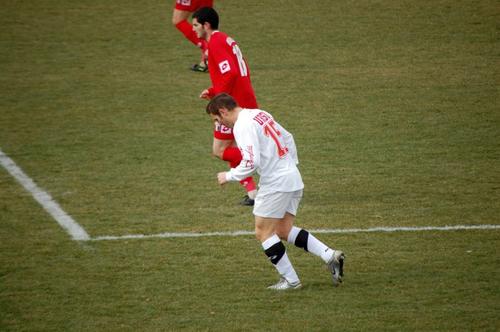 Florinel Ursu (alb) // foto: Facebook @ Fotbal Club Botoșani