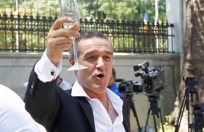 Principalul nume de pe lista lui Becali a primit liber la transfer: „Să dea Dumnezeu să fie de acord să meargă acolo”