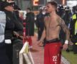 Deian Sorescu a fost dezbrăcat de fanii lui Dinamo, foto: Cristi Preda/GSP