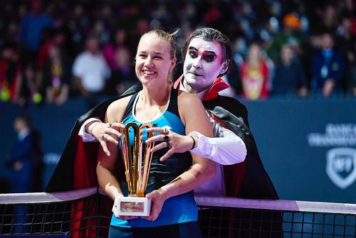 Jucătoarele de la Transylvania Open s-au întâlnit cu „Dracula” // foto: Imago Images