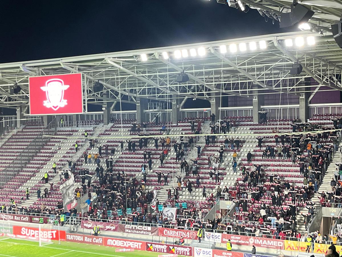 Dublu Aaron! Boupendza urcă Rapidul lângă play-off după o seară de defilare cu Buzăul