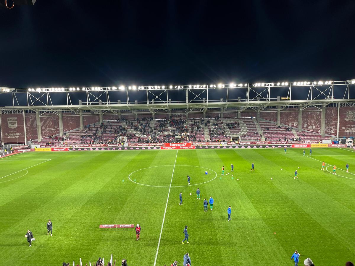 Dublu Aaron! Boupendza urcă Rapidul lângă play-off după o seară de defilare cu Buzăul