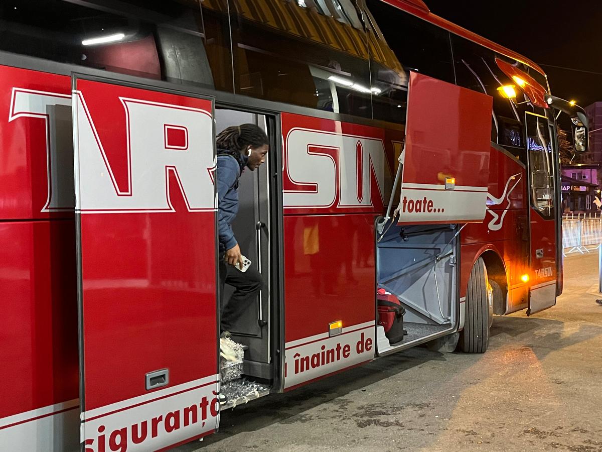 Dublu Aaron! Boupendza urcă Rapidul lângă play-off după o seară de defilare cu Buzăul